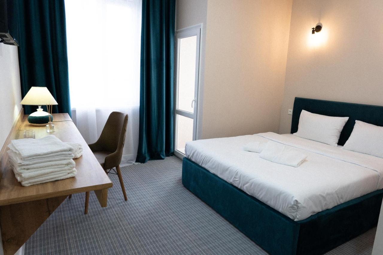 Jardin Hotell Aktobe Eksteriør bilde