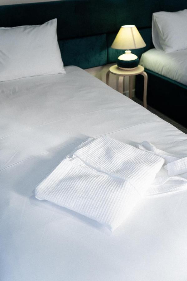 Jardin Hotell Aktobe Eksteriør bilde
